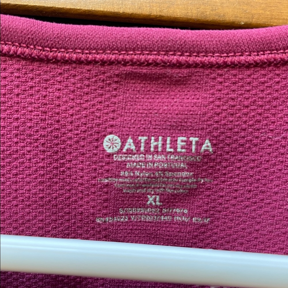 Athleta Women's Ruched Short Sleeve Top XL - Picture 2 of 6